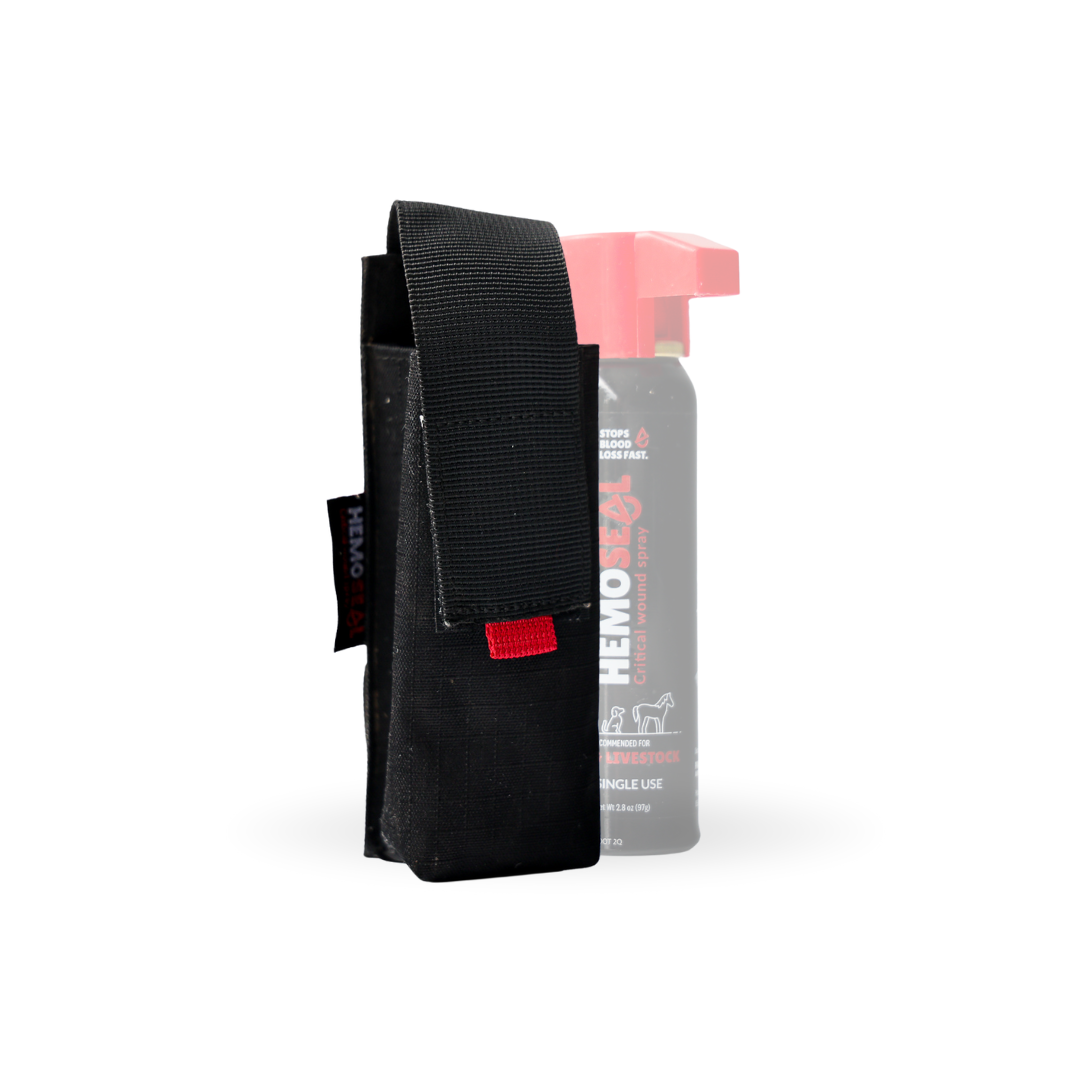 Carry pouch for Hemoseal on your leash