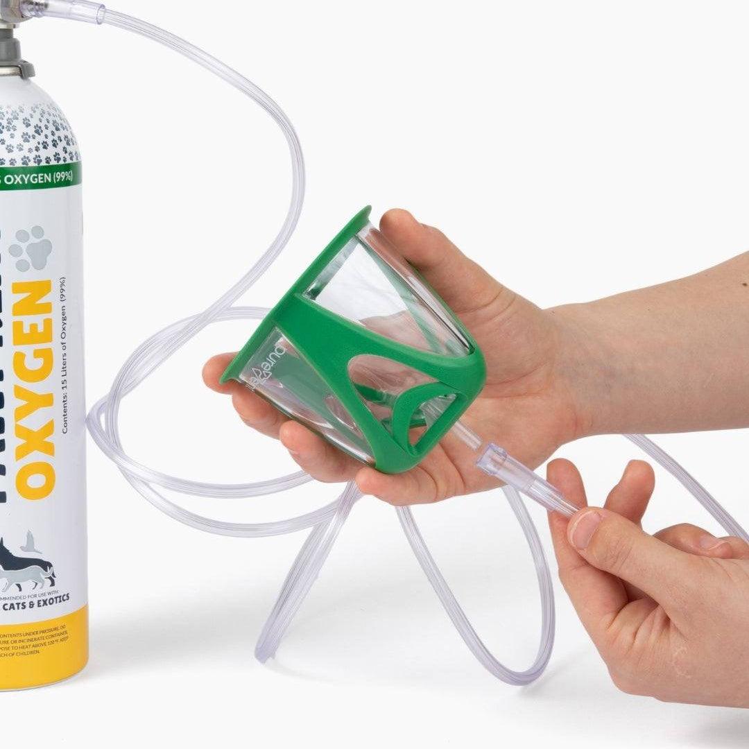 adding oxygen tubing to PureVent Pet Oxygen Mask